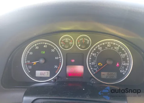 2005 Volkswagen Passat Glx из США, поврежденный, VIN WVWYU63B05E064220